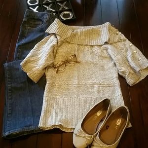 Calvin Klein. Size 6. Flare  fit, bootcut jeans.